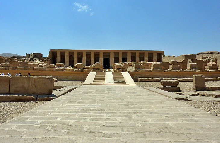 egypt-abydos-temple-entrance