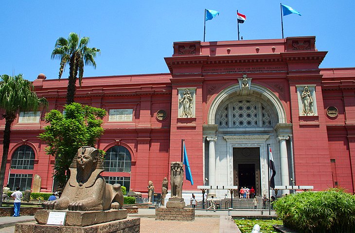 egypt-cairo-egyptian-museum-facade