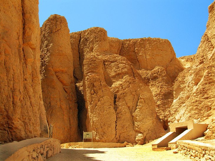 egypt-valley-of-the-kings-landscape