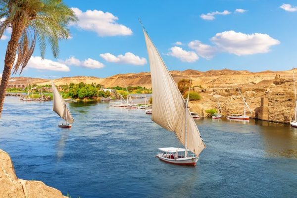 Egypt sail round Aswan on felucca